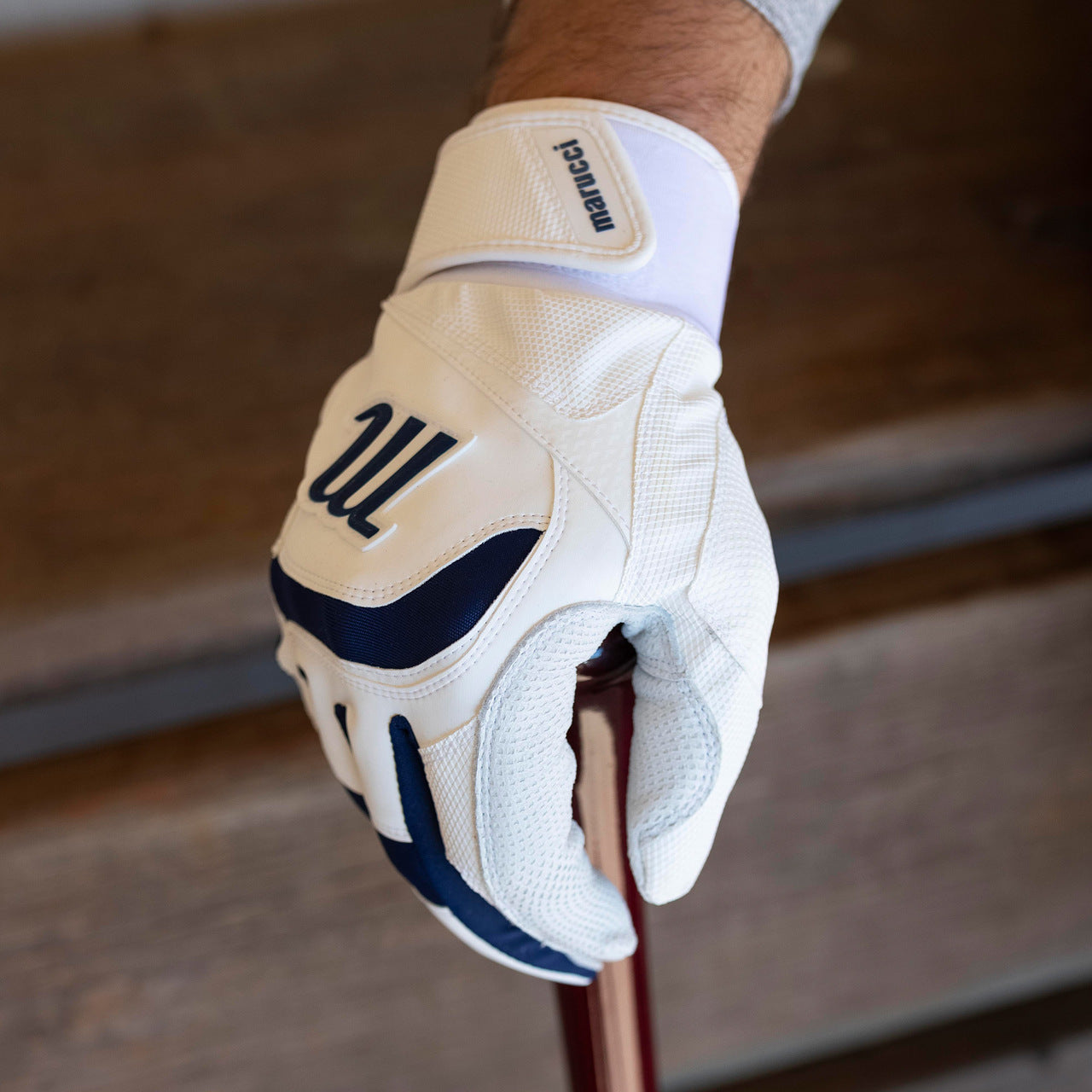 2022 SIGNATURE BATTING GLOVES